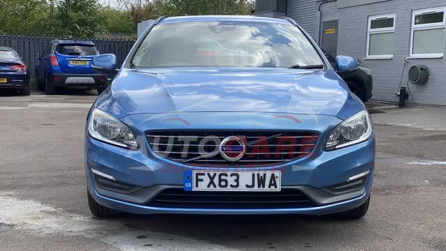 Volvo V60 BUSINESS EDITION D2
