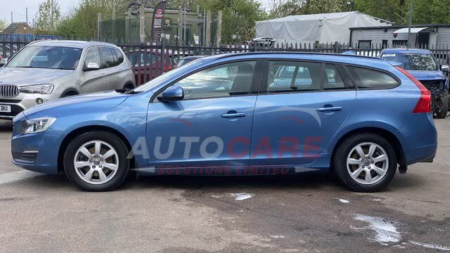 Volvo V60 BUSINESS EDITION D2
