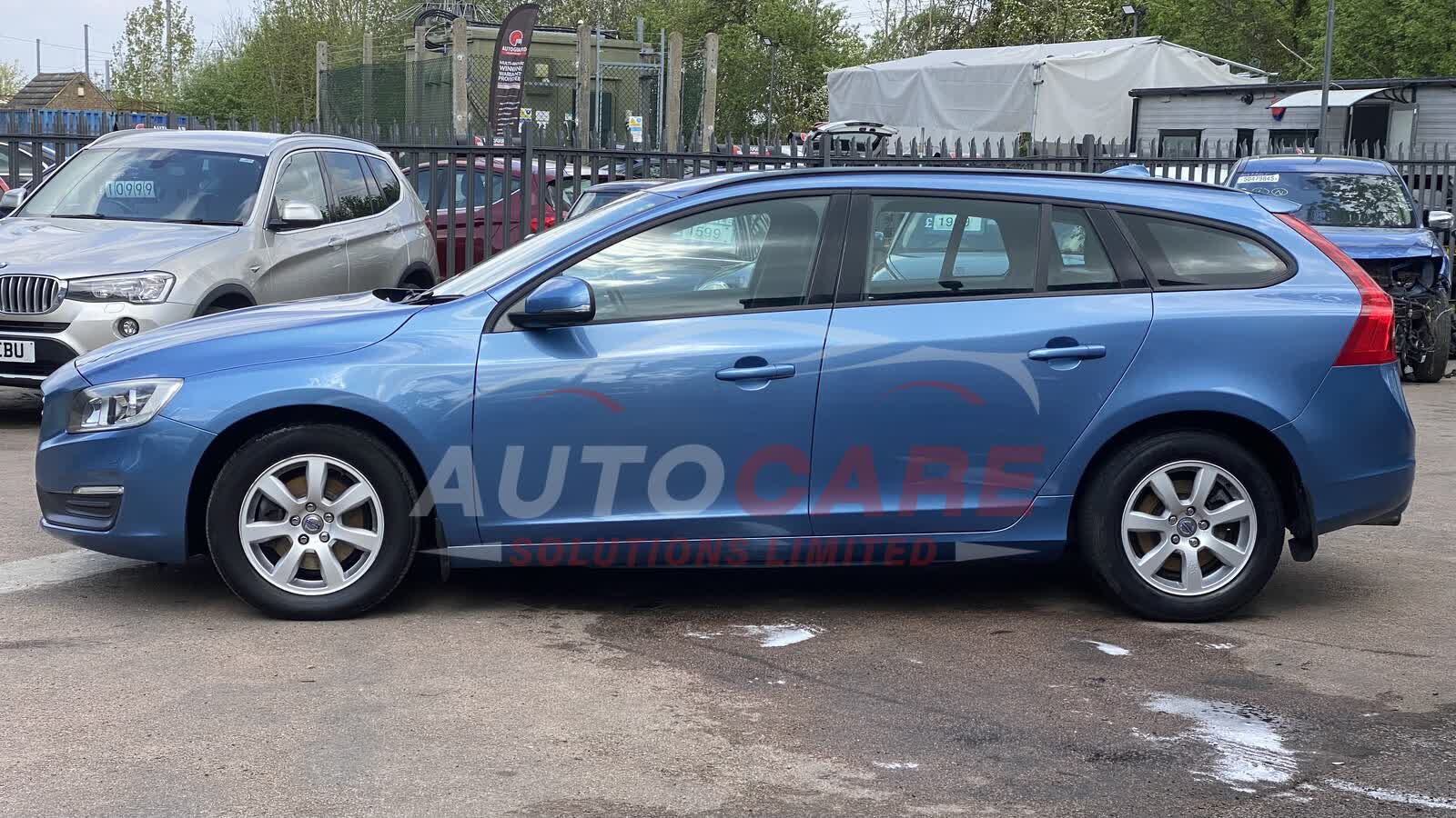 Volvo V60 BUSINESS EDITION D2
