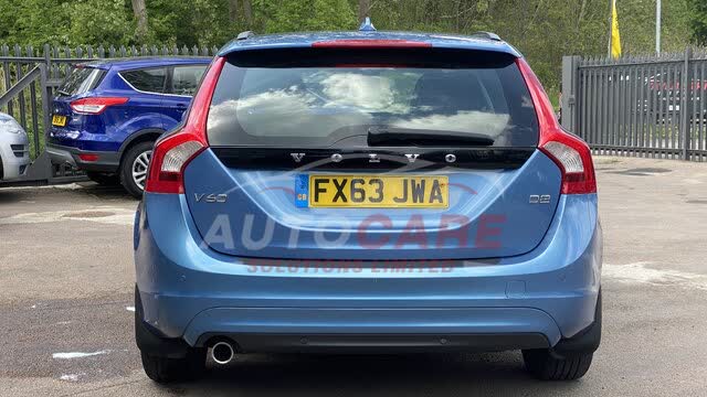 Volvo V60 BUSINESS EDITION D2