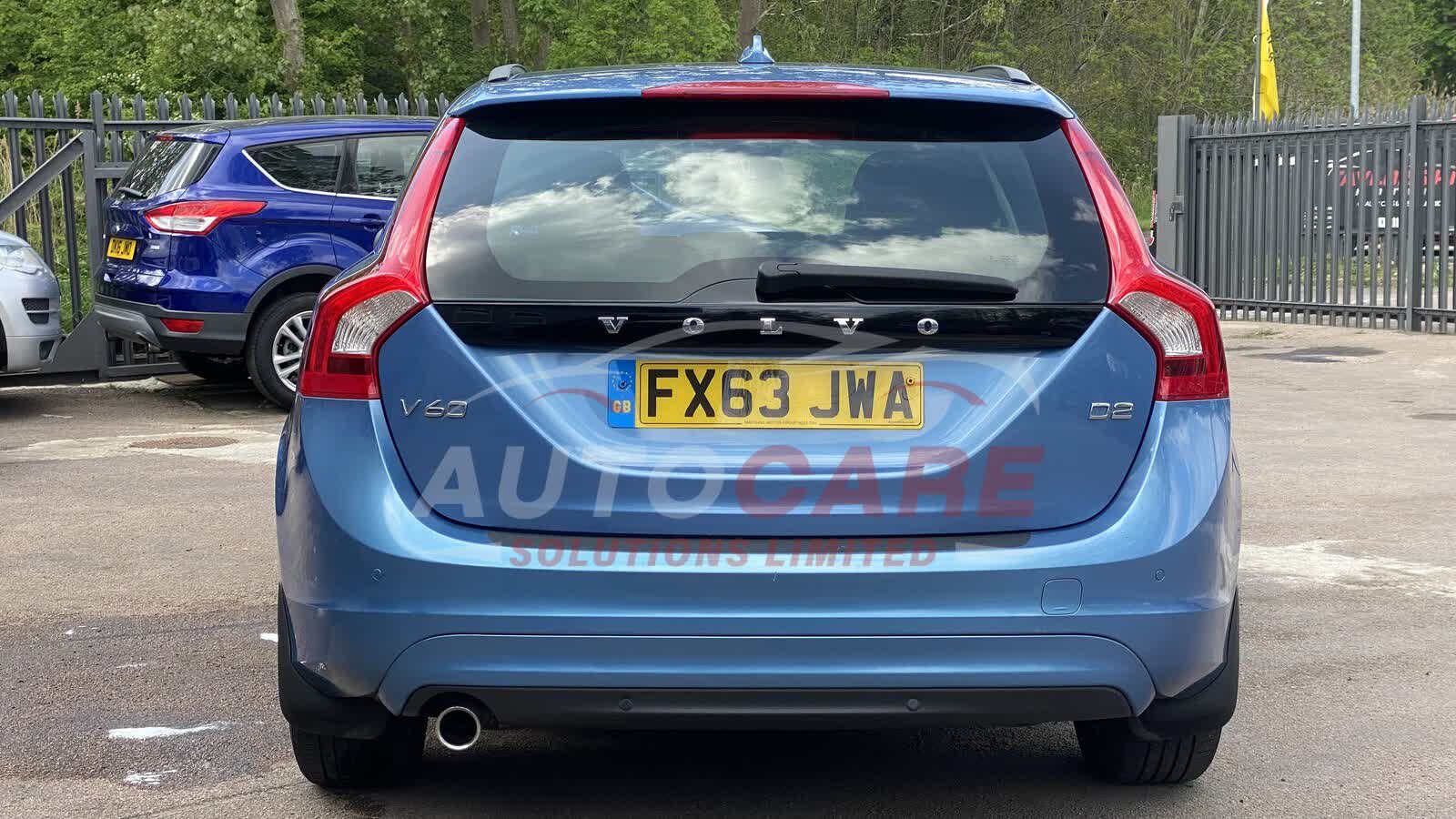Volvo V60 BUSINESS EDITION D2