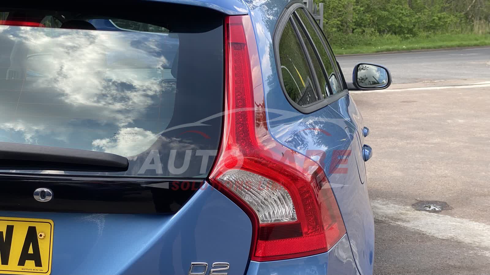 Volvo V60 BUSINESS EDITION D2