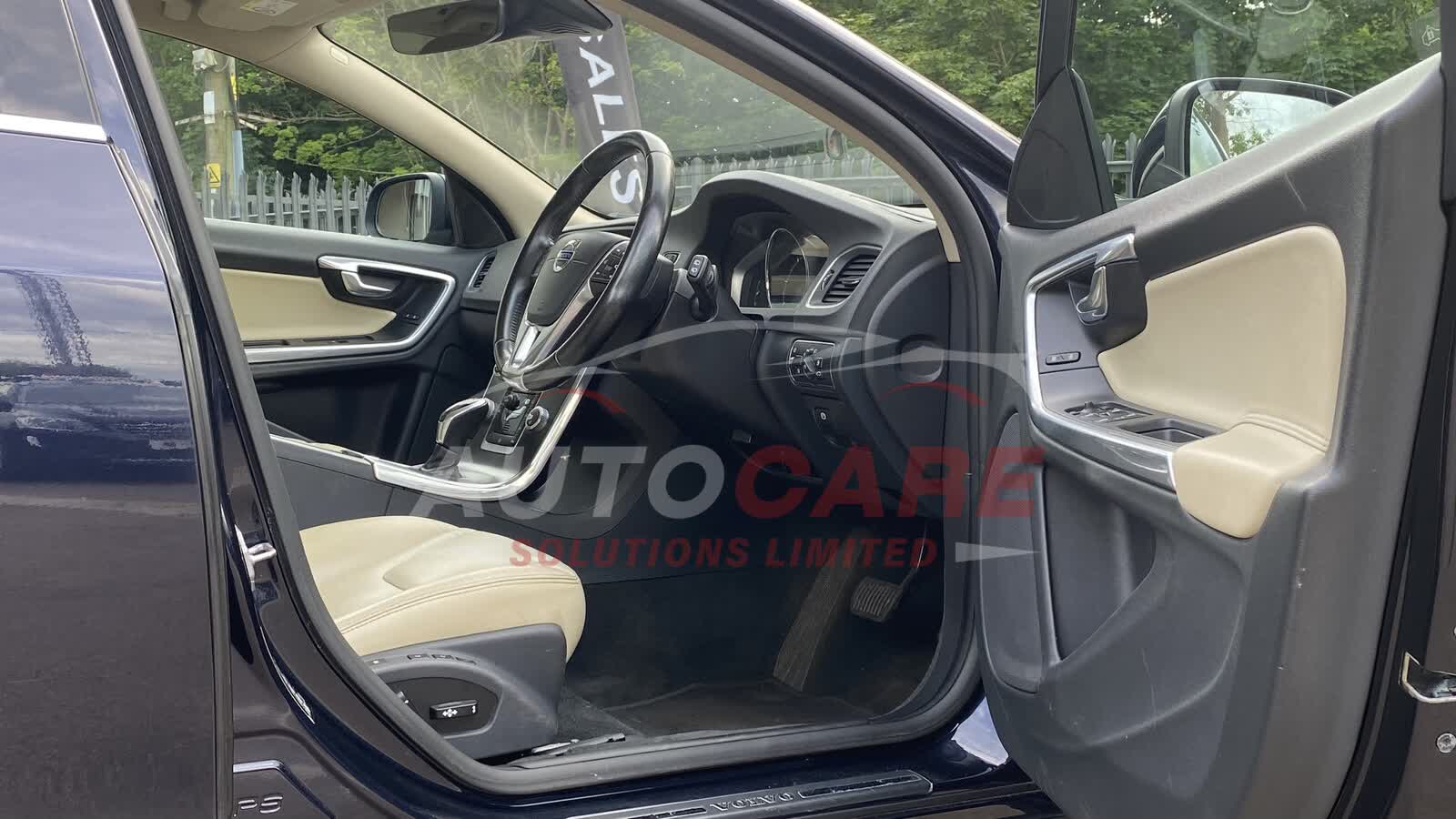 Volvo V60 SE LUX NAV D4 AUTO Luxury