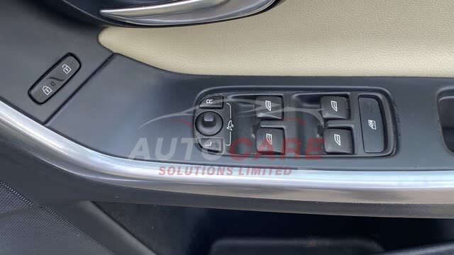 Volvo V60 SE LUX NAV D4 AUTO Luxury