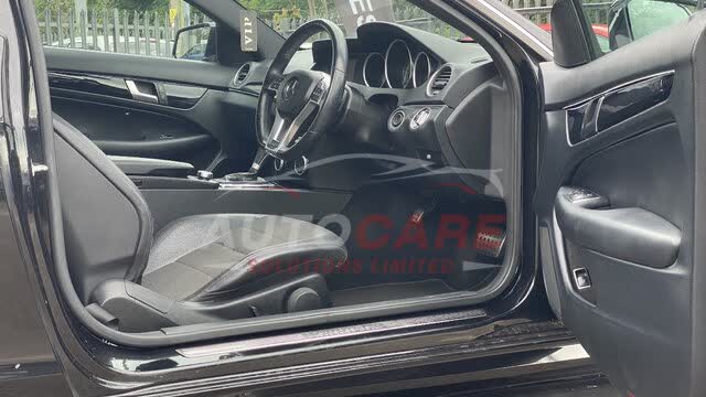Mercedes-Benz C220 AMG SPORT CDI BLUEEF-CY A BlueEfficiency Auto