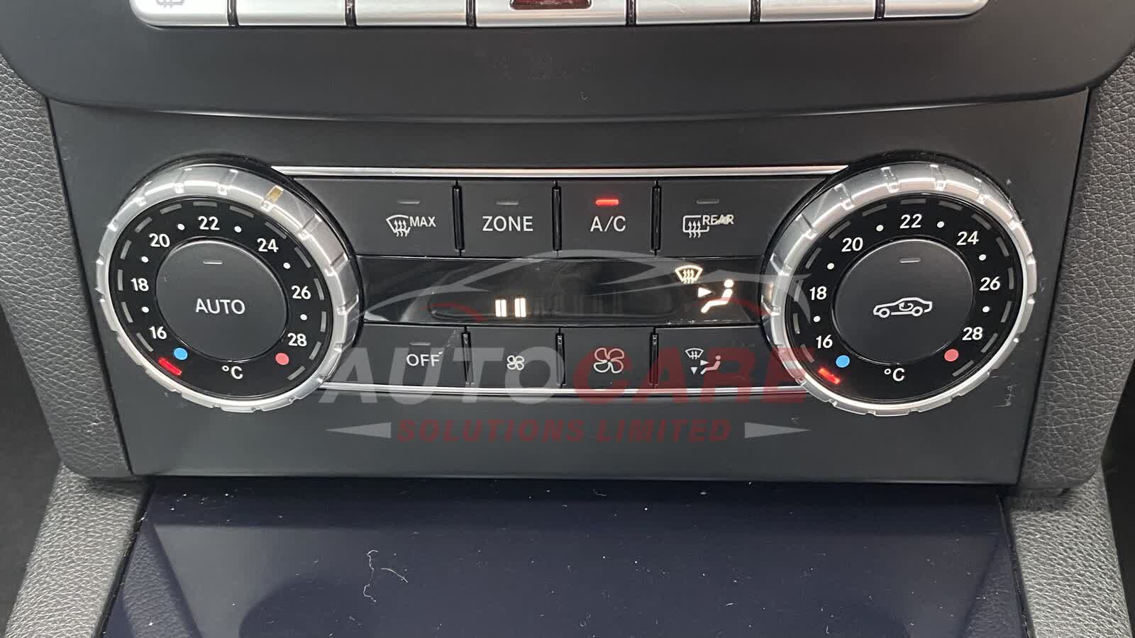 Mercedes-Benz C220 AMG SPORT CDI BLUEEF-CY A BlueEfficiency Auto