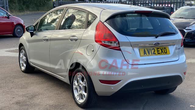Ford FIESTA ZETEC AUTO