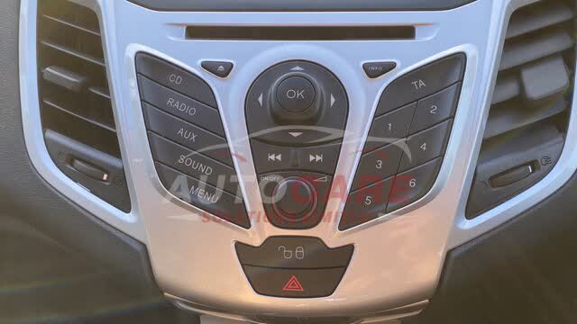Ford FIESTA ZETEC AUTO