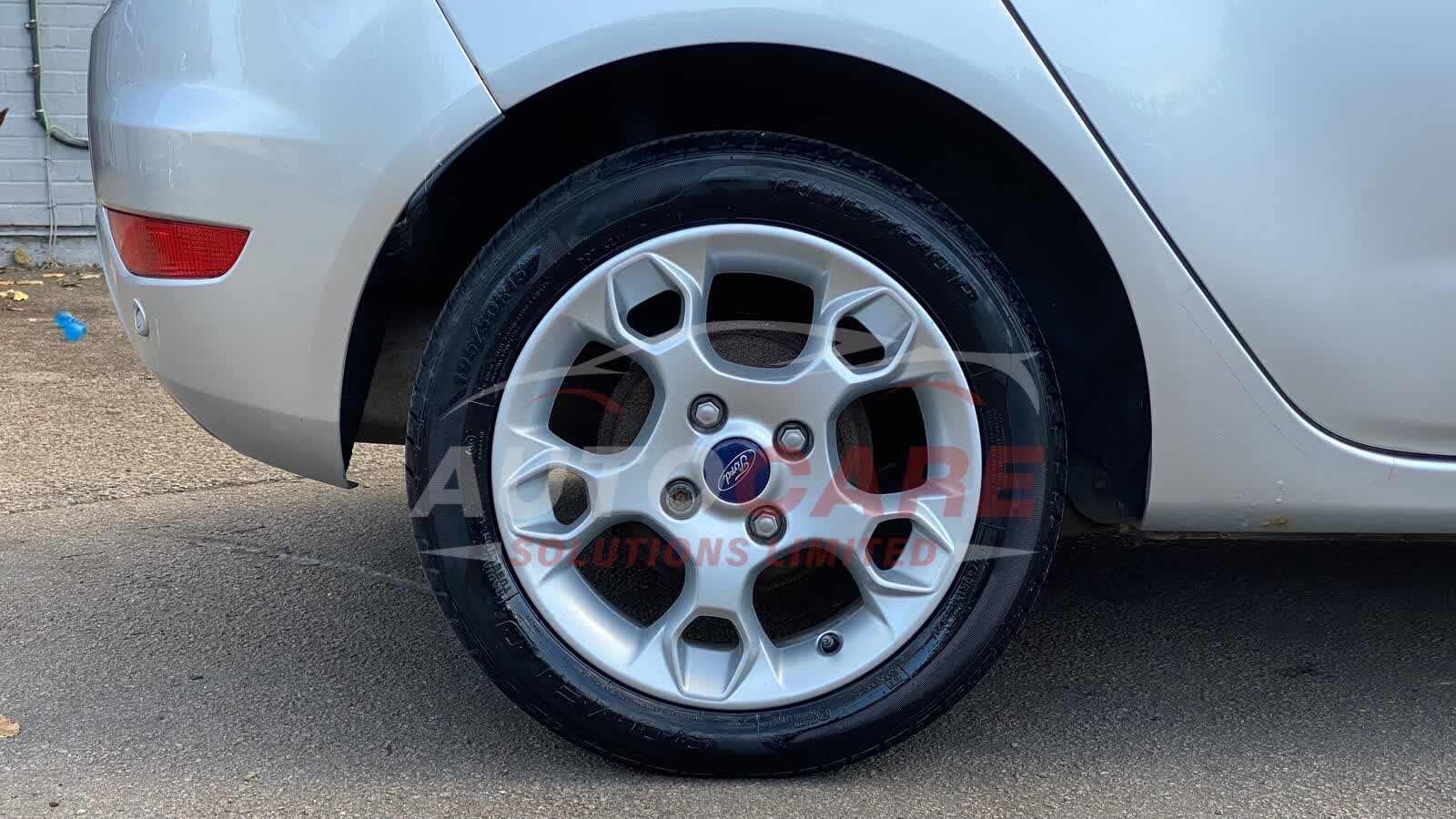 Ford FIESTA ZETEC AUTO