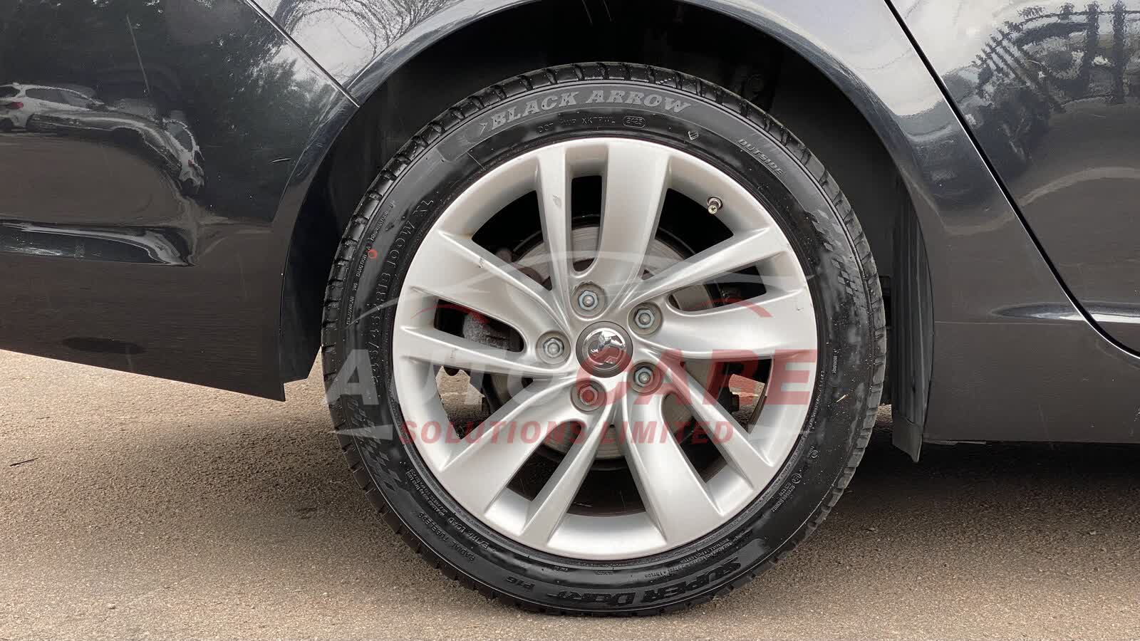 Vauxhall INSIGNIA SRI NAV